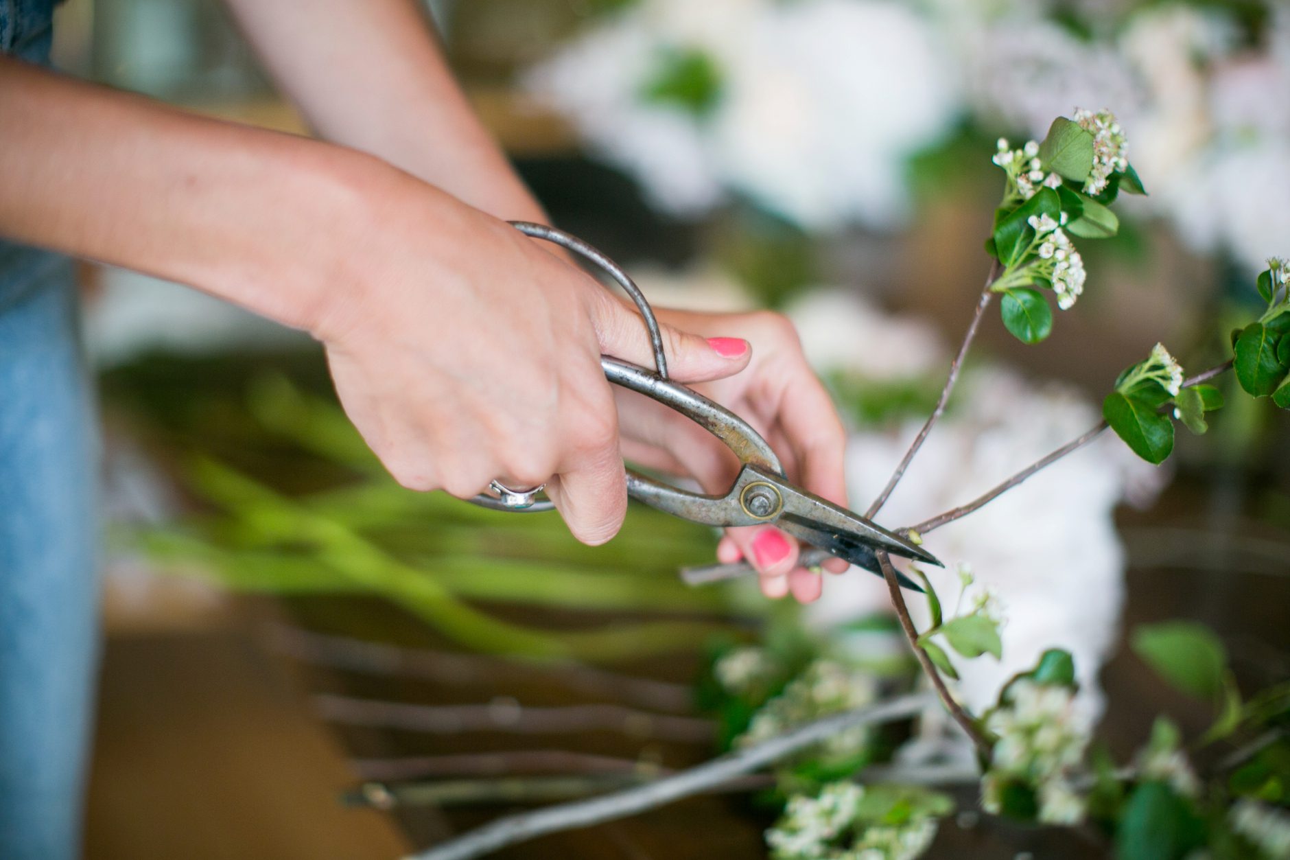 Why you should hire a great Denver Wedding Florist, Cori Cook Floral and Amy Caroline Photography_0005