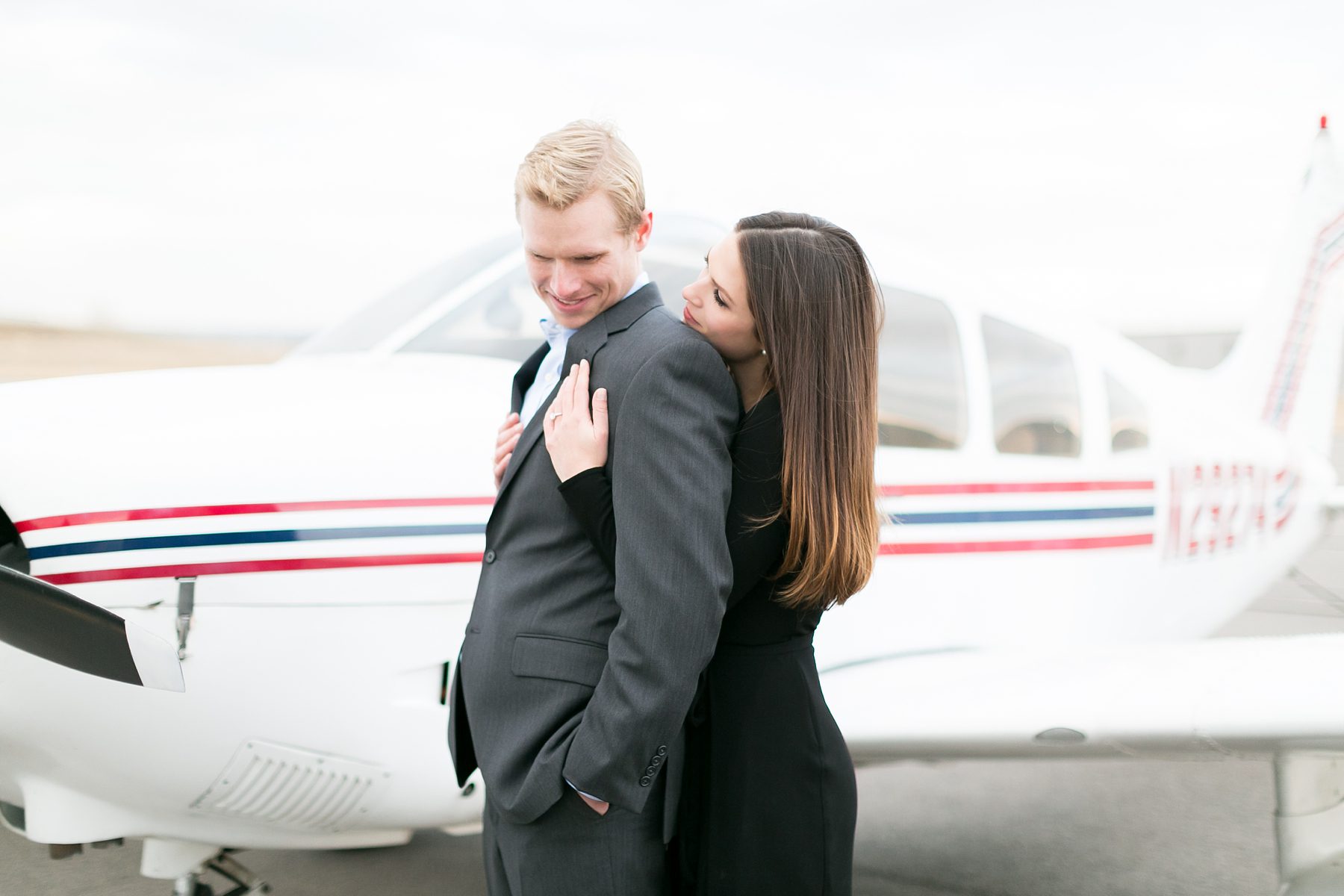 Engagement Pictures with airplanes, Flying Engagement Photos, Amy Caroline Photography 