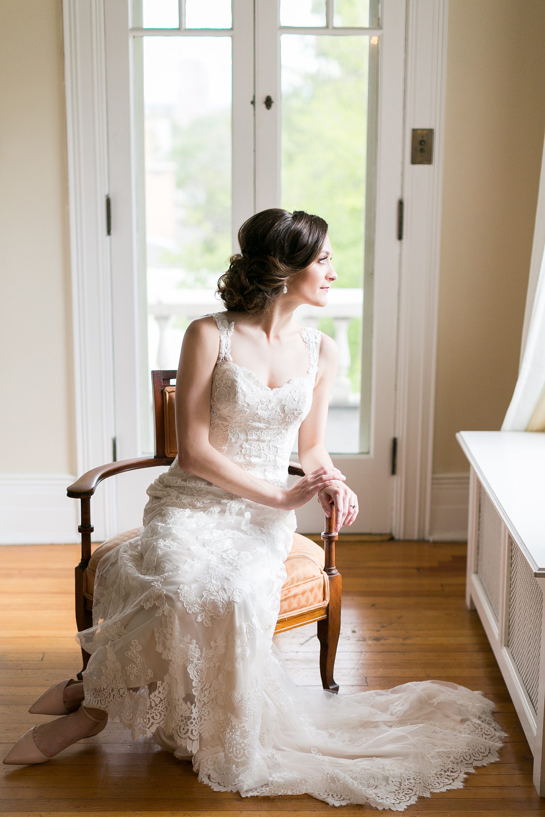Beautiful timeless bride at Grant Humphreys Mansion, Denver Wedding Photographers, Amy Caroline Photography 