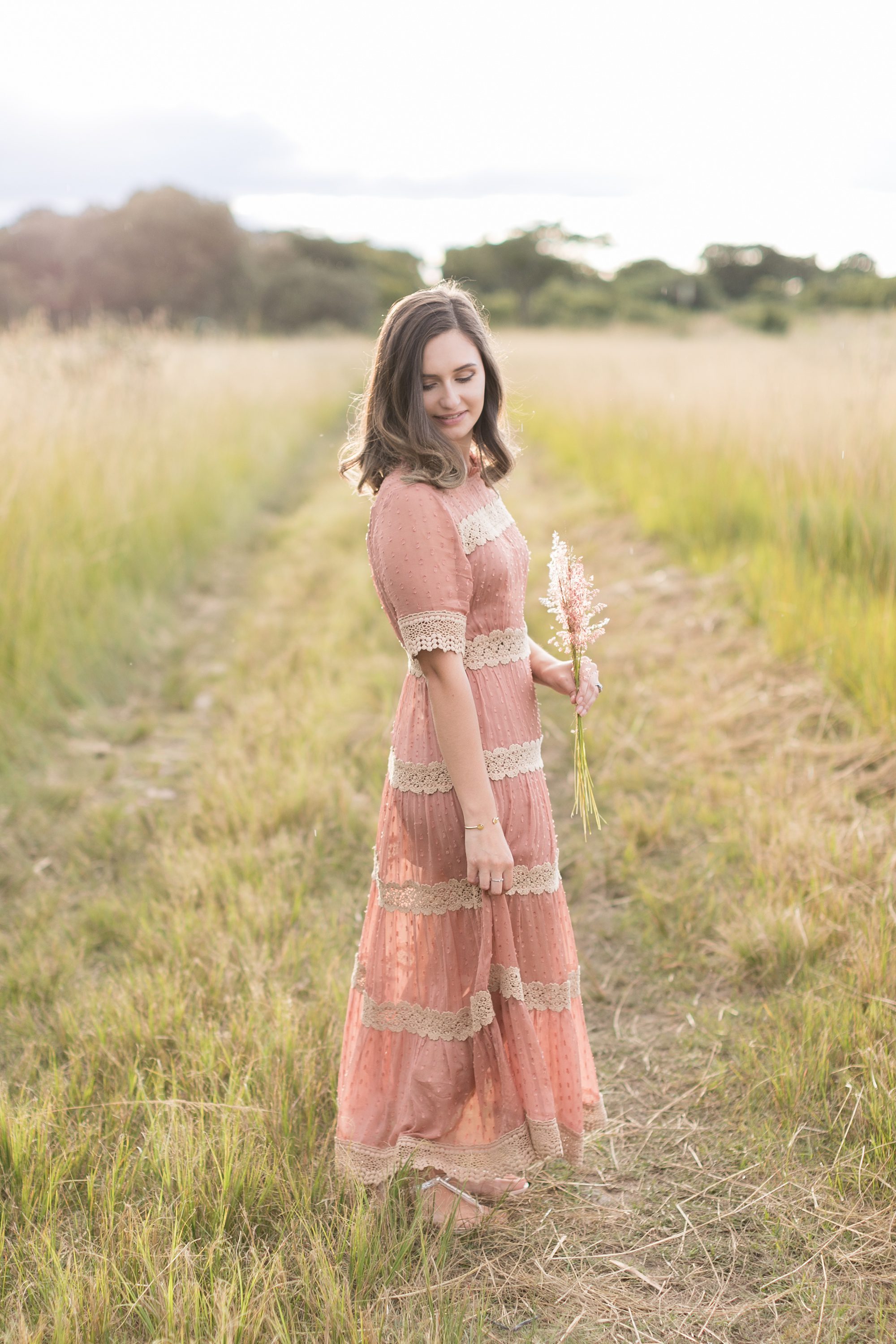 Elegant and Natural Engagement Photos in Denver Colorado, Denver Engagement Pictures, Amy Caroline Photography Elegant and Natural Engagement Photos in Denver Colorado, Denver Engagement Pictures, Amy Caroline Photography