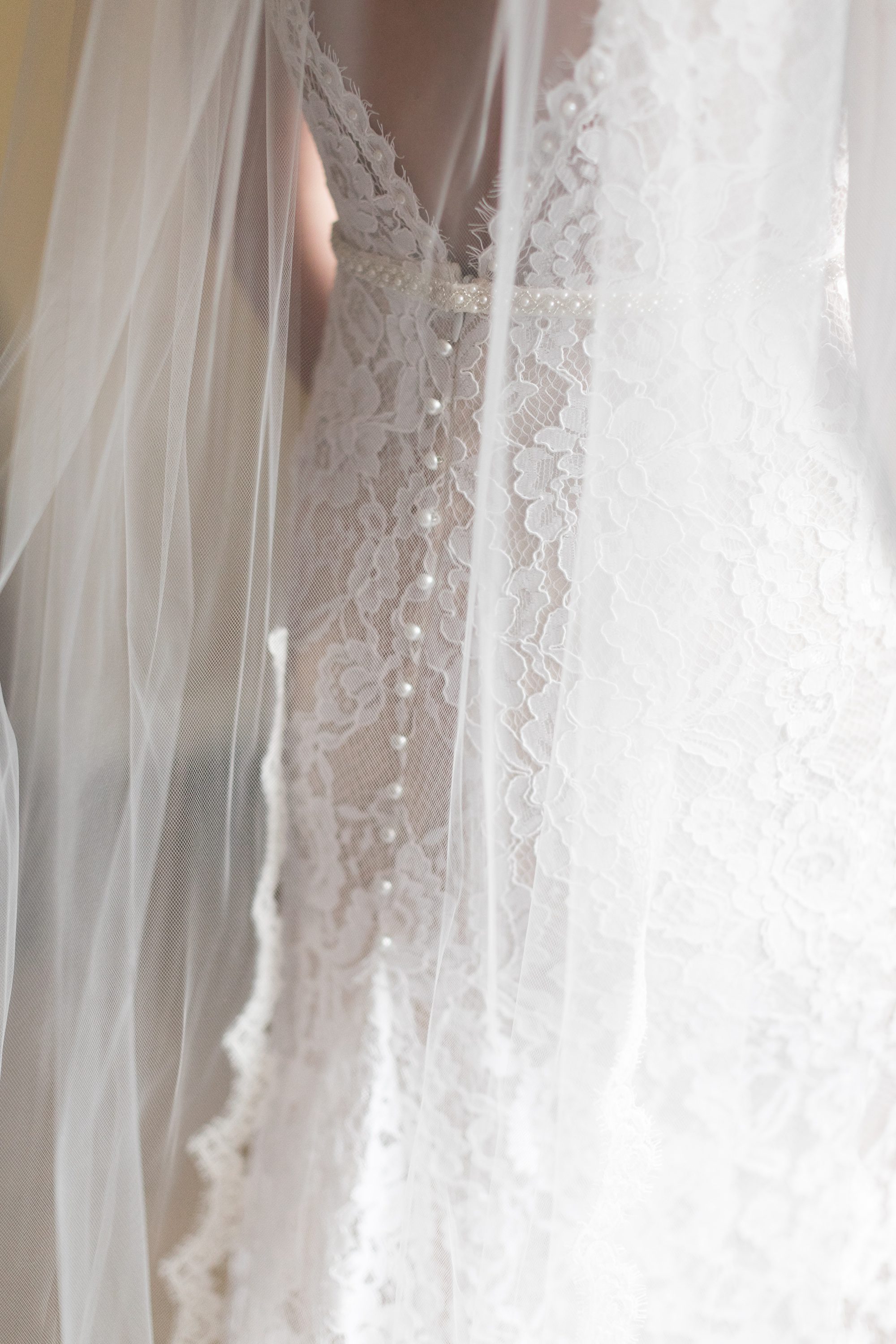 Classic Whimsical Fall Wedding Riverbend Wedding Lyons Colorado, Amy Caroline Photography 