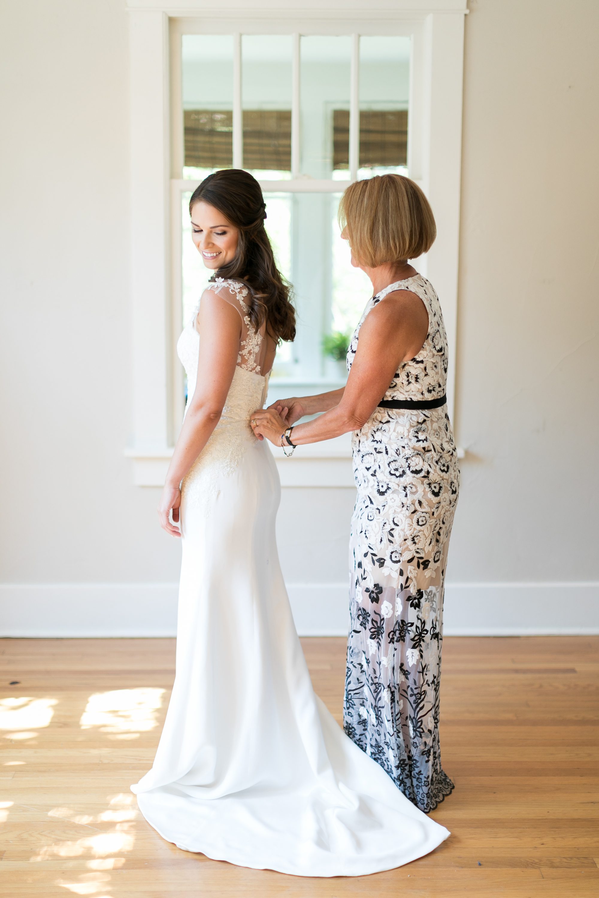 Bride Getting Ready with her Mom, Classic and Elegant Denver Wedding Photography, Amy Caroline Photography