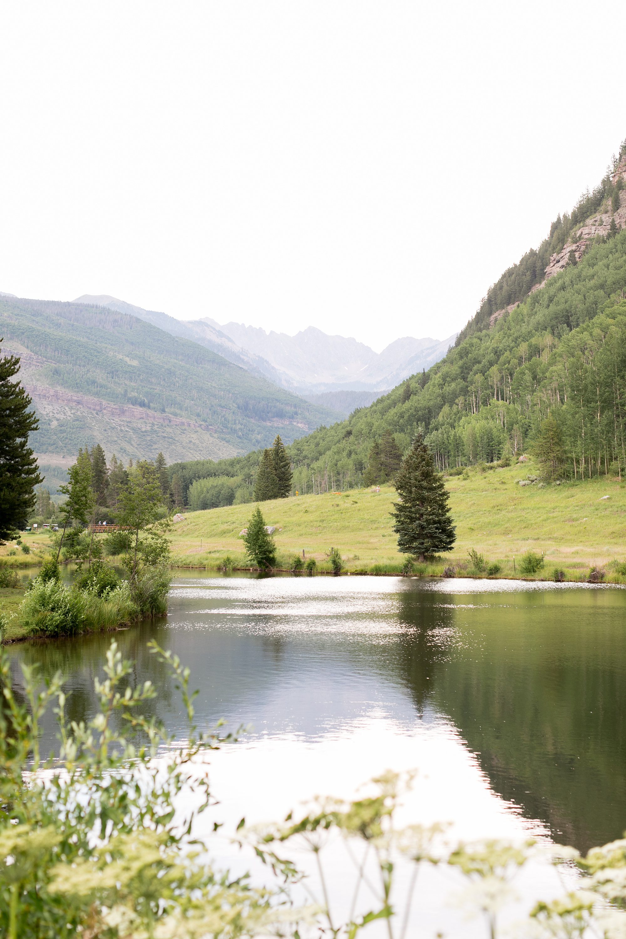 Vail golf Club, Vail Wedding Photographers, Colorado Mountain Wedding Views, Amy Caroline Photography 