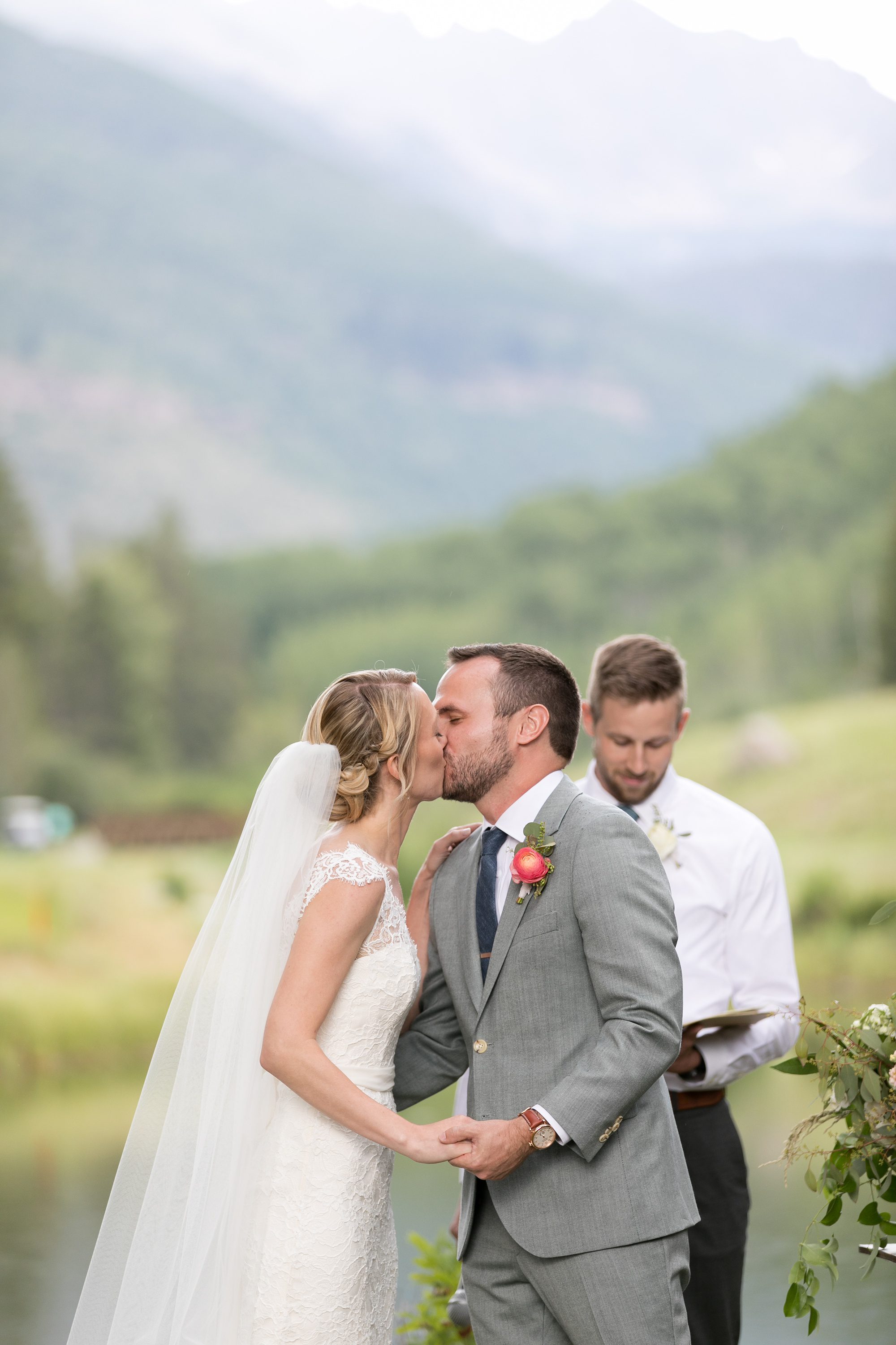 Elegant Vail Golf Club Mountain Wedding, Amy Caroline Photography