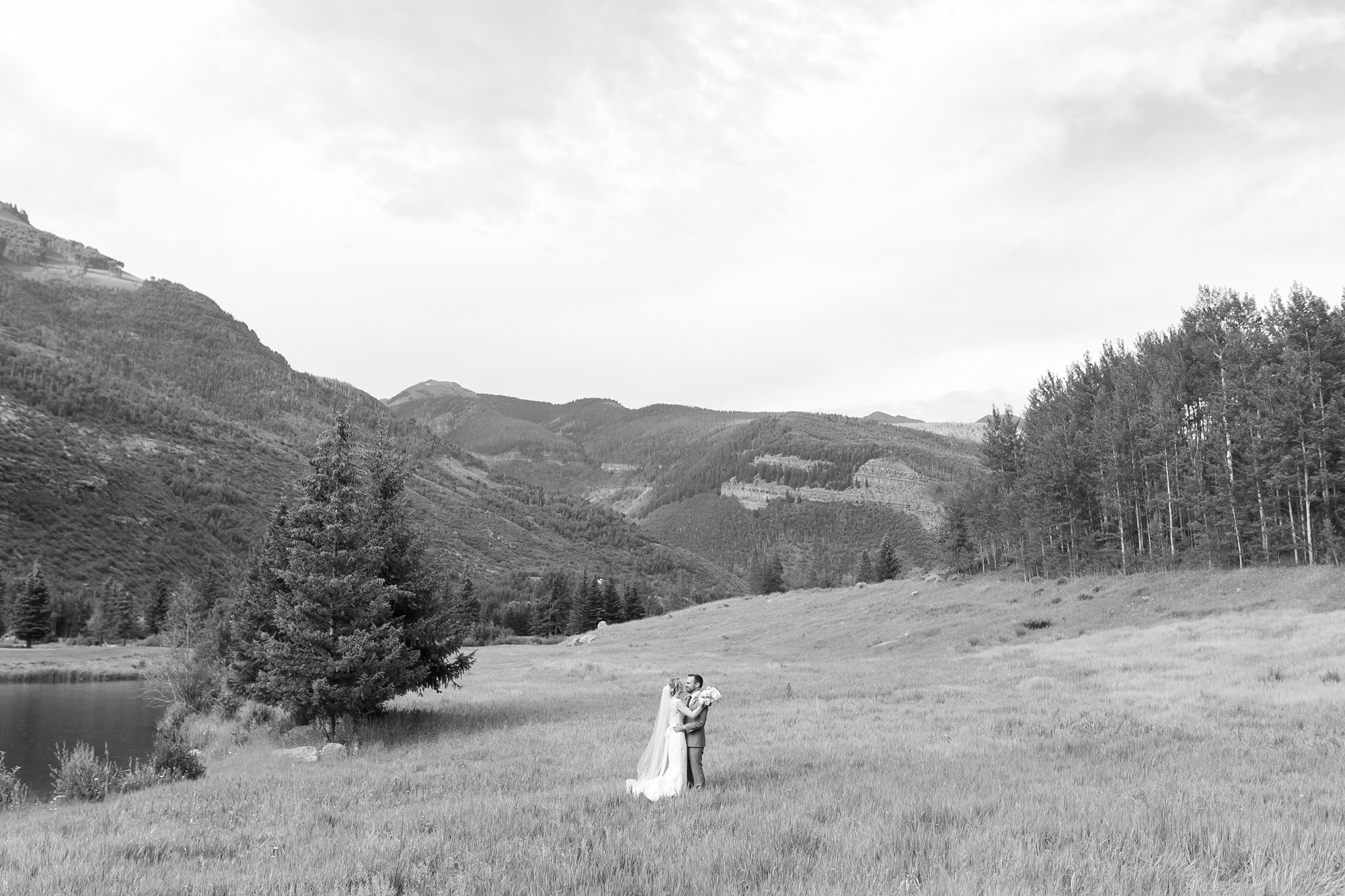Elegant and Timeless Vail Colorado Wedding, Vail Wedding Photographers, Amy Caroline Photography 